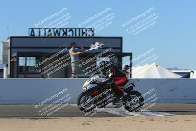 media/Nov-06-2023-Moto Forza (Mon) [[ce023d0744]]/4-Beginner Group/Session 4 (Finish Line Checker)/